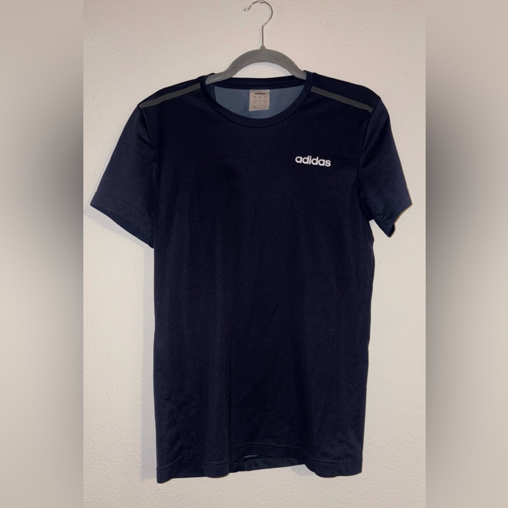 ADIDAS Men Size Small Blue Freedom To Move Tee Short Sleeve UPF 25 Top - Picture 3 of 7